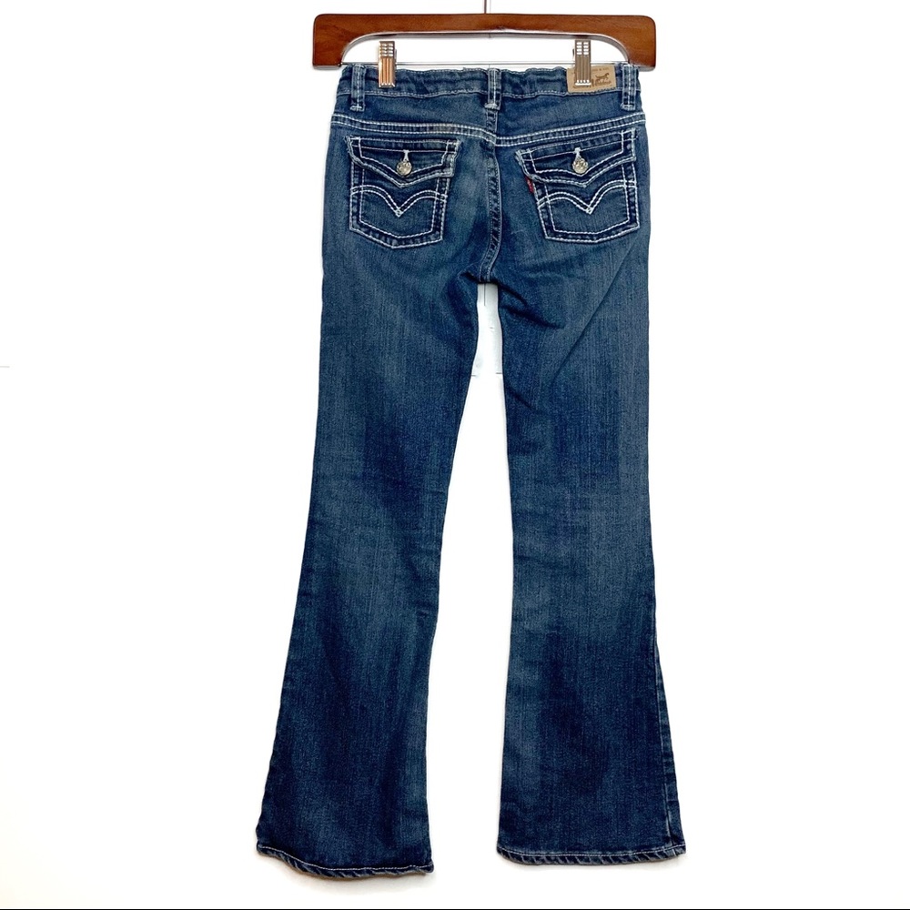 Levi’s Red Tag Bootcut Jeans: Size 10
